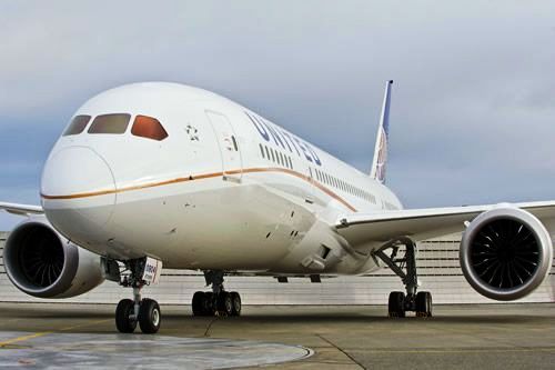 United-787-Dreamliner- vista exterior