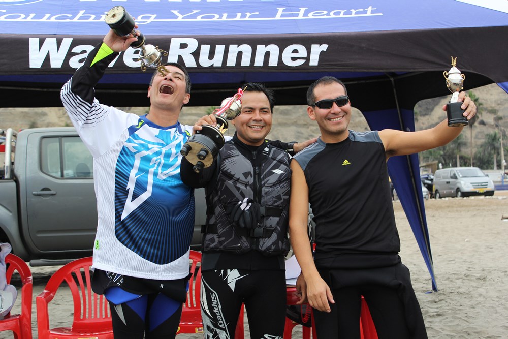 anibal aliaga-carlos torres-willy gutierrez