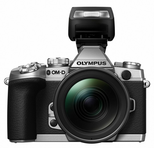 E-M1_SLV_front_M1240_BLK_FLLM2-up